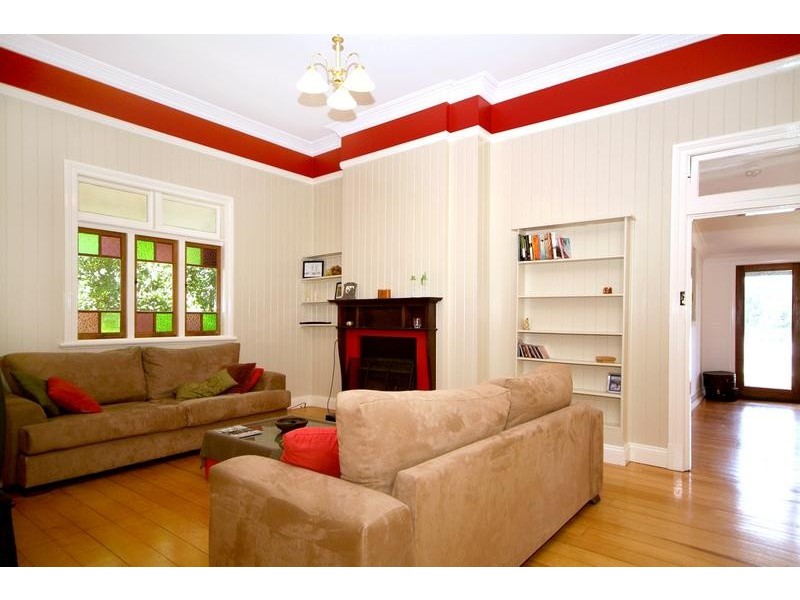 8 Somme Street, North Toowoomba QLD 4350