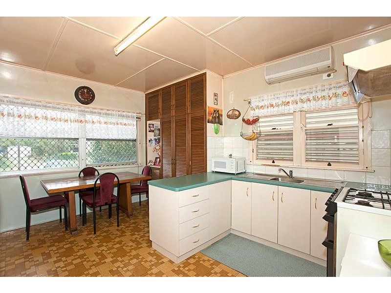 1 Wieck Street, Newtown QLD 4350