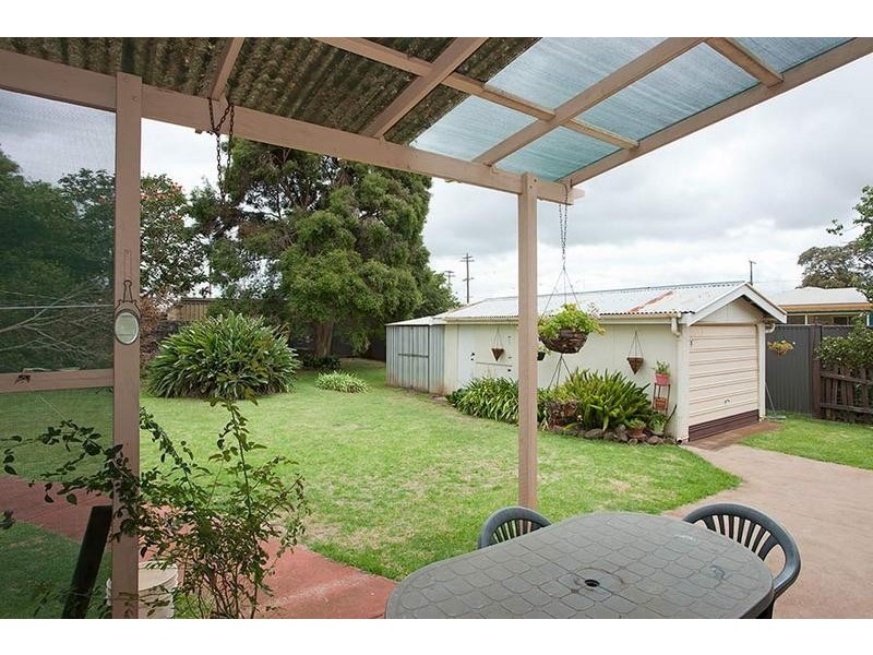 1 Wieck Street, Newtown QLD 4350