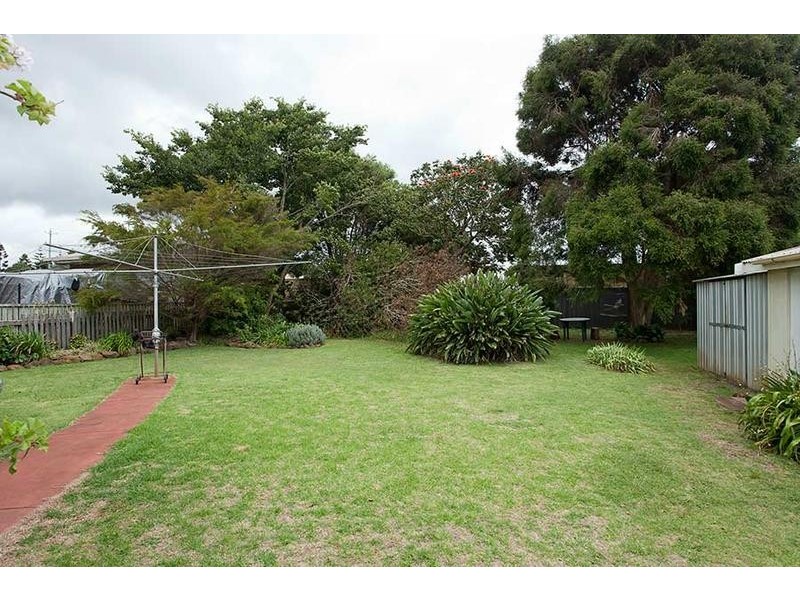 1 Wieck Street, Newtown QLD 4350