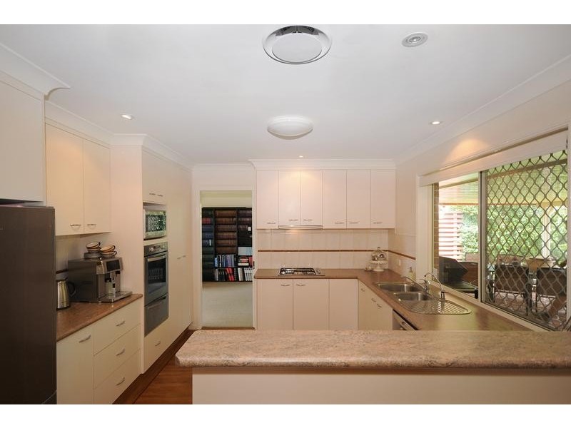12 Poinsettia Court, Middle Ridge QLD 4350