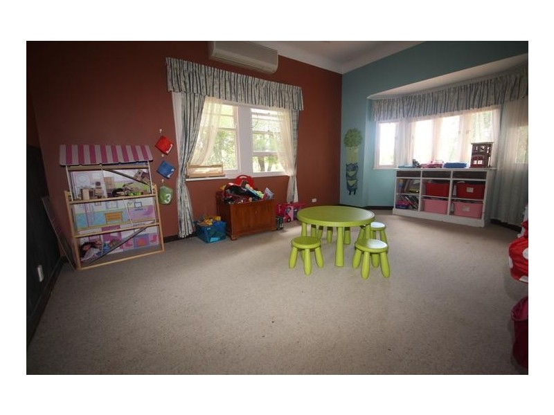 155 Cambooya Street, Drayton QLD 4350