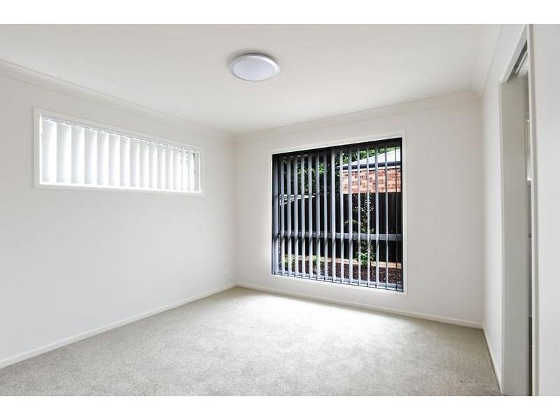 3/5 Gatfield Street, Newtown QLD 4350