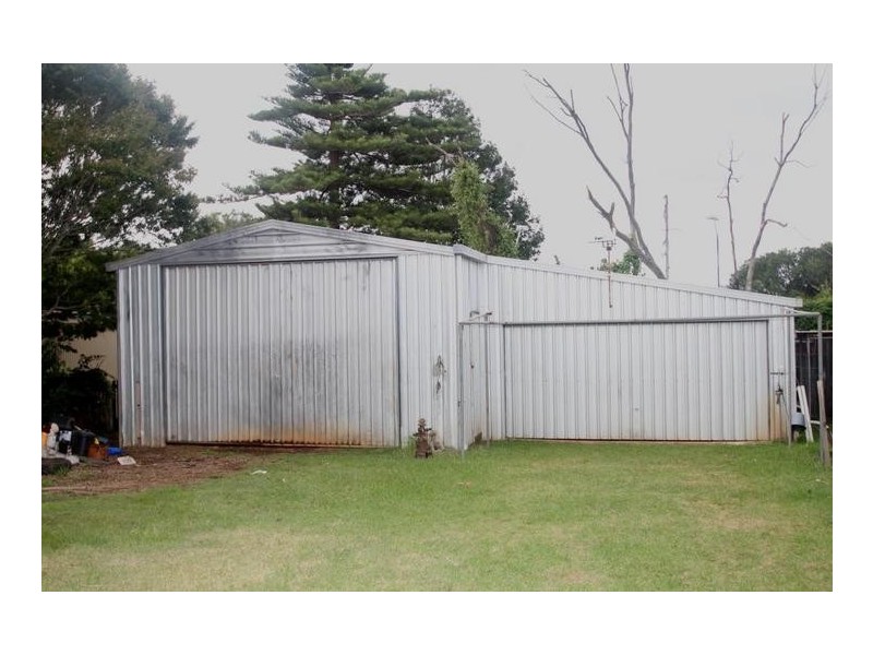 284 West Street, Kearneys Spring QLD 4350
