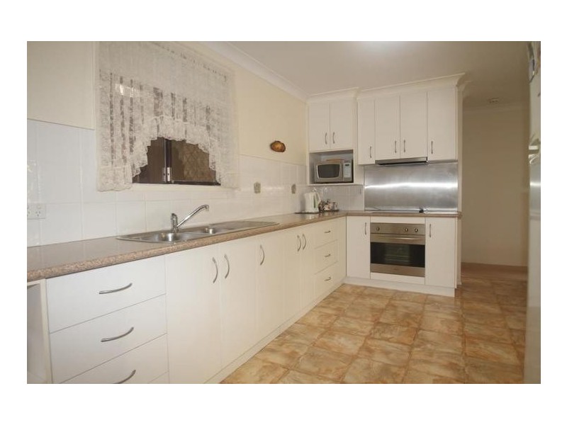 9 Nortorock Court, Wilsonton Heights QLD 4350