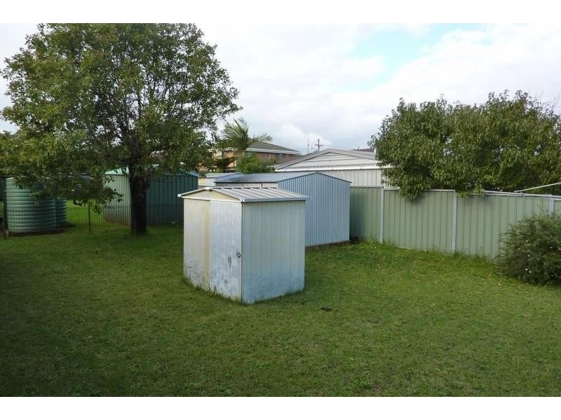 16 Hinton Street, Wilsonton QLD 4350