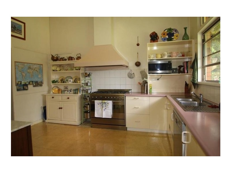 33 Rutledge Road, Jondaryan QLD 4403