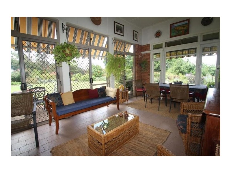 33 Rutledge Road, Jondaryan QLD 4403