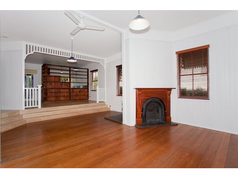 11 Burns Street, East Toowoomba QLD 4350