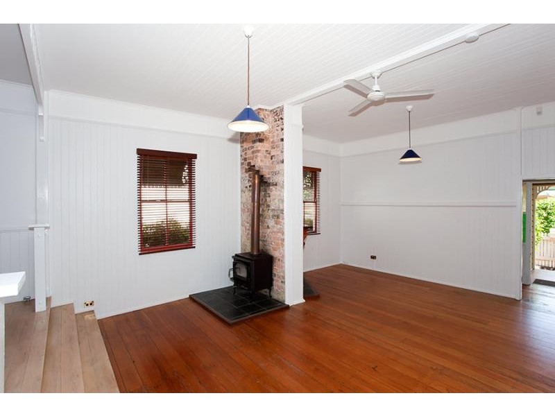 11 Burns Street, East Toowoomba QLD 4350