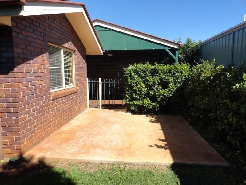 12 EVERGREEN COURT, Glenvale QLD 4350