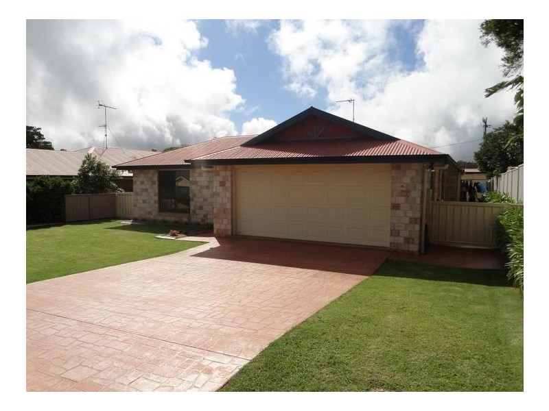 18 Holt Street, Middle Ridge QLD 4350