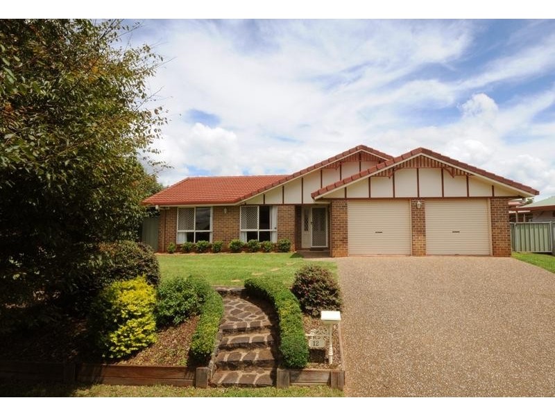 12 Poinsettia Court, Middle Ridge QLD 4350