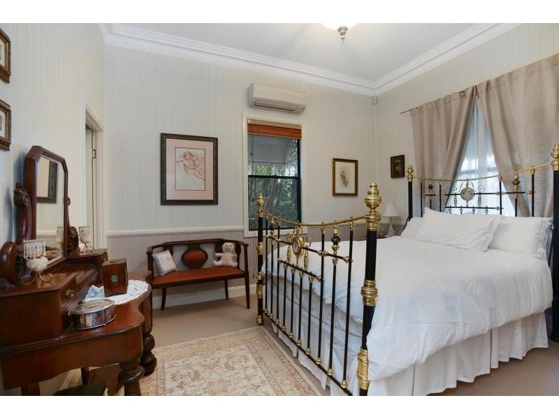 20 John Street, East Toowoomba QLD 4350