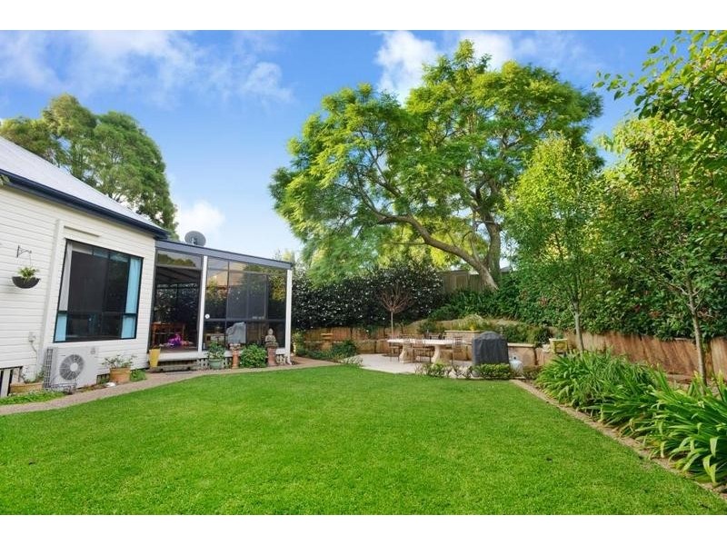 20 John Street, East Toowoomba QLD 4350