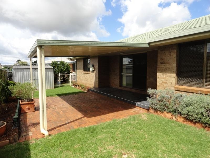7 Findley Court, Darling Heights QLD 4350