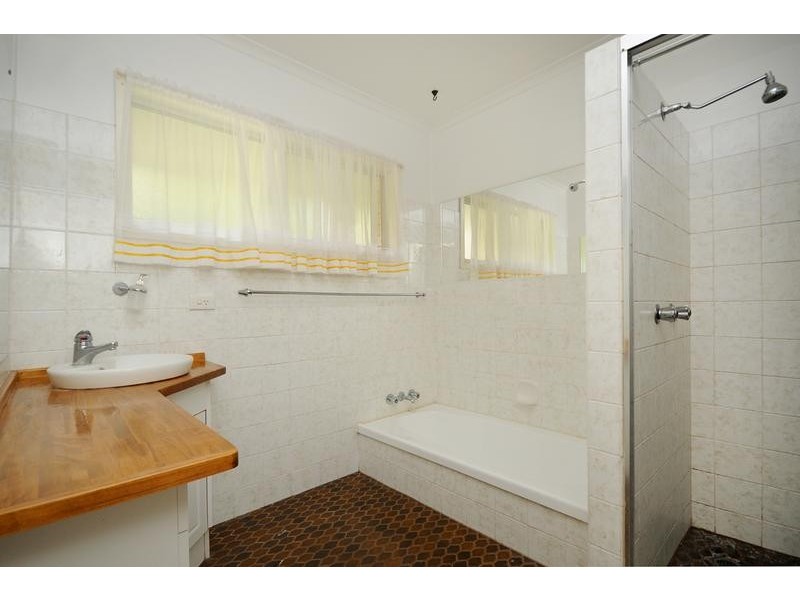 23 Blue Hills Drive, Rangeville QLD 4350