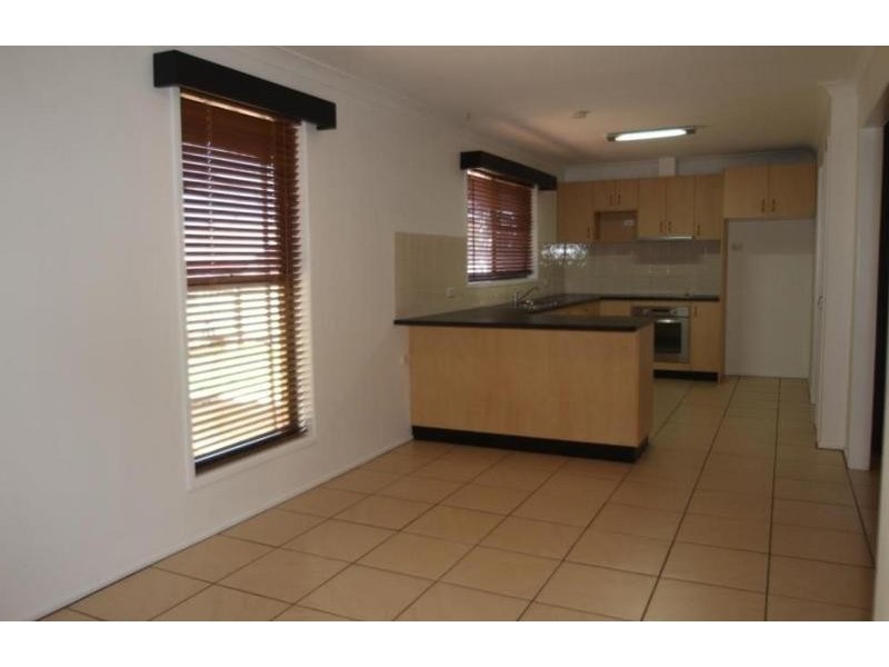 310 Greenwattle Street, Wilsonton Heights QLD 4350