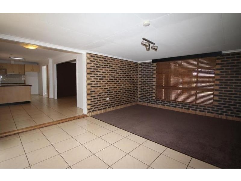 310 Greenwattle Street, Wilsonton Heights QLD 4350