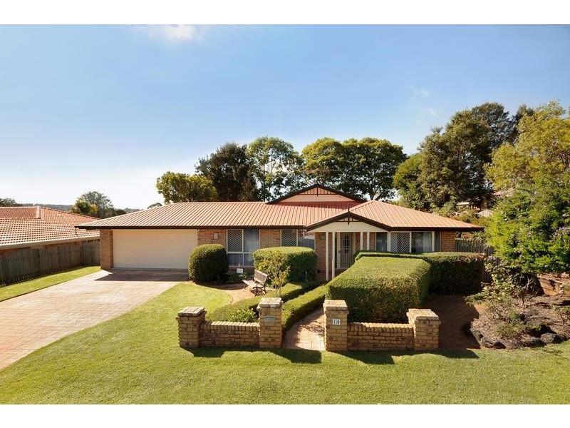 10 Lorraine Crescent, Centenary Heights QLD 4350