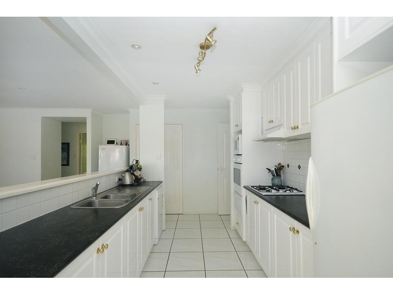 10 Lorraine Crescent, Centenary Heights QLD 4350