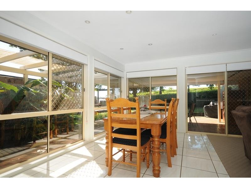10 Lorraine Crescent, Centenary Heights QLD 4350