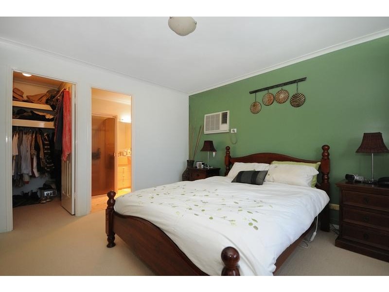 10 Lorraine Crescent, Centenary Heights QLD 4350