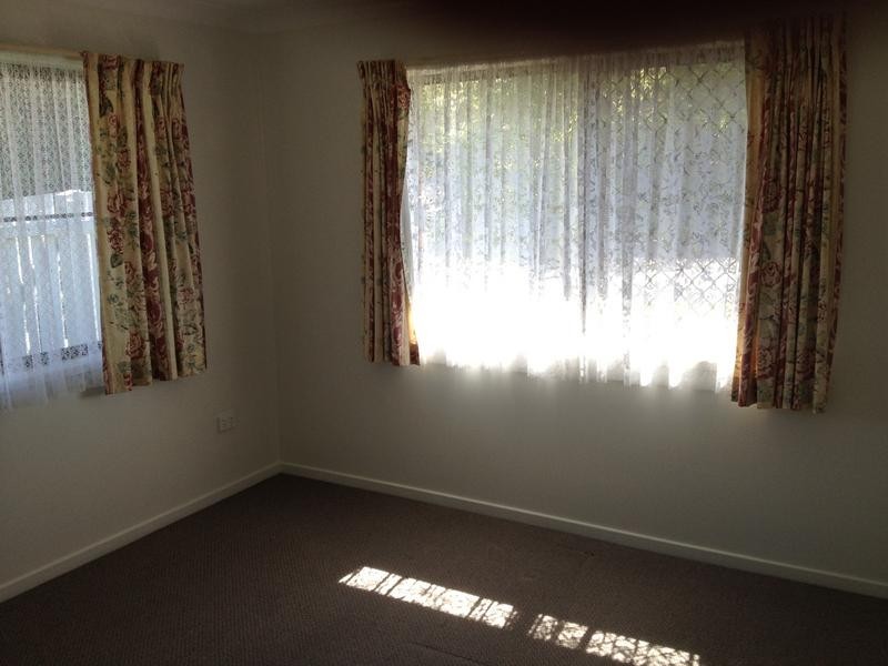 2/10 Hanna Court, Kearneys Spring QLD 4350