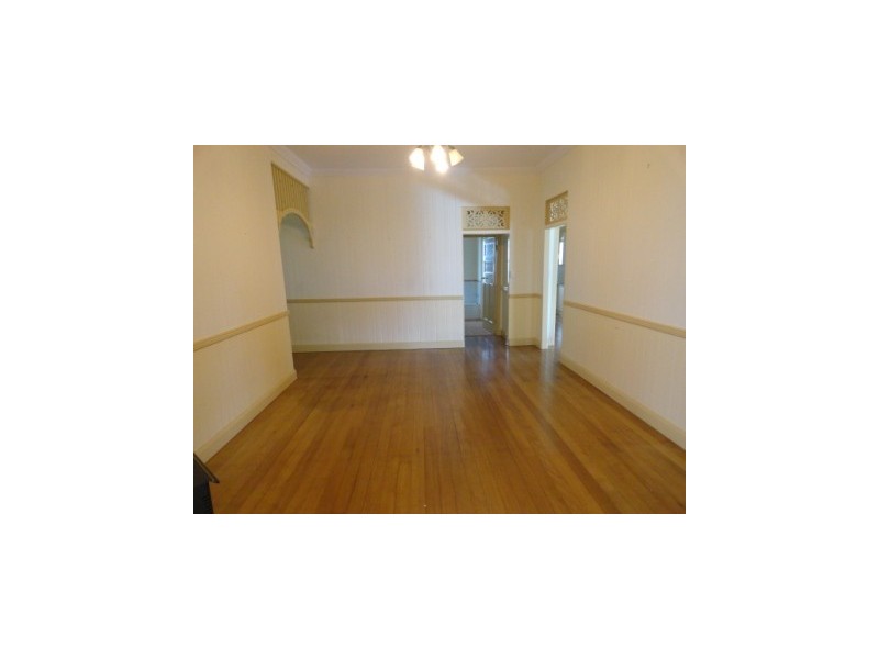 21 GOWRIE STREET, Toowoomba City QLD 4350