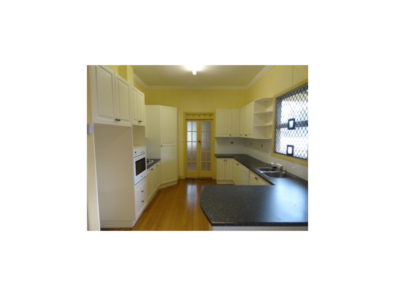 21 GOWRIE STREET, Toowoomba City QLD 4350