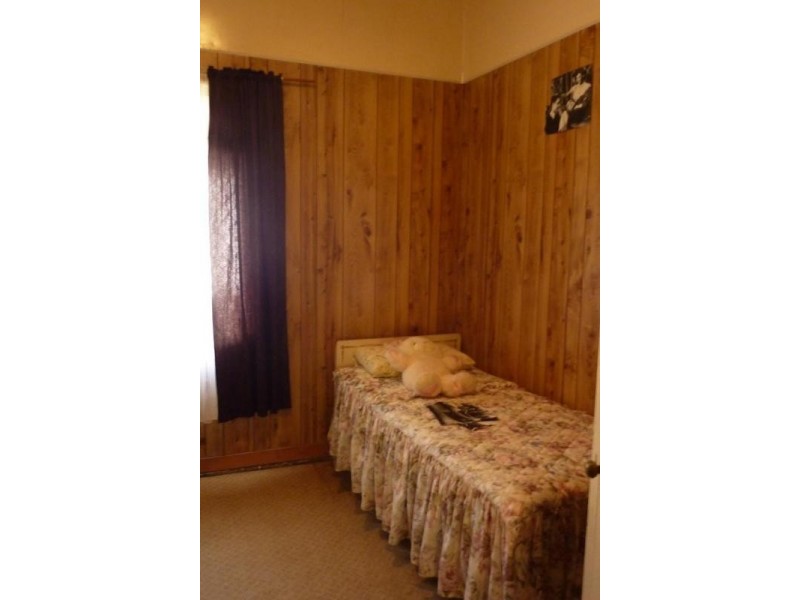 9 Berry Street, Wilsonton QLD 4350