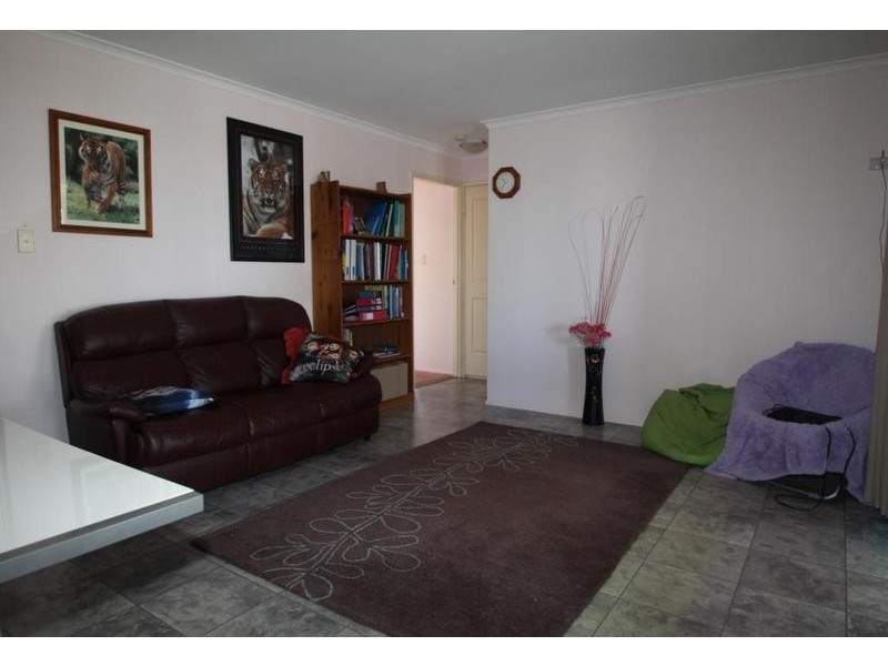 6 Quinlan Court, Darling Heights QLD 4350