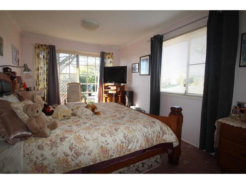 6 Quinlan Court, Darling Heights QLD 4350