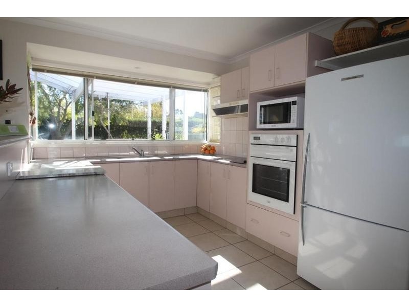 16 Dhal Street, Cotswold Hills QLD 4350