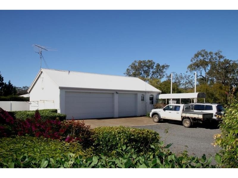 16 Dhal Street, Cotswold Hills QLD 4350