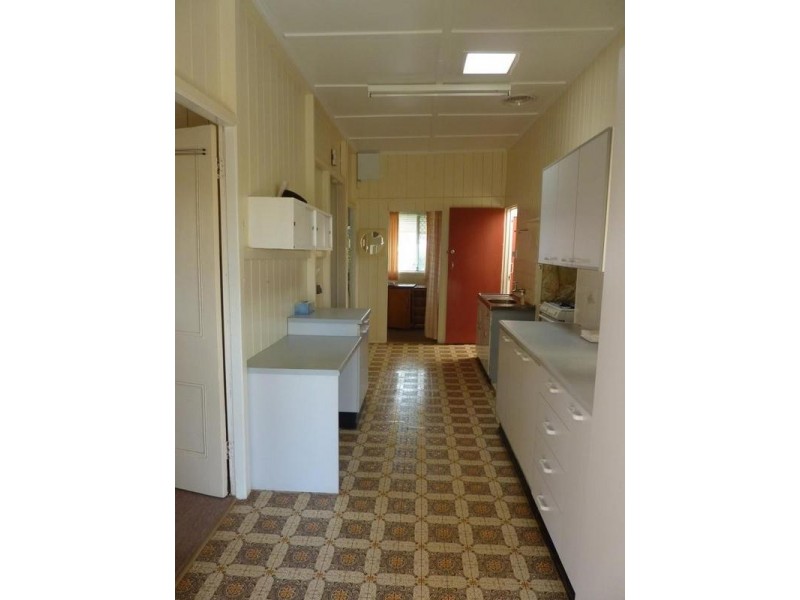 79 Hill Street, Newtown QLD 4350