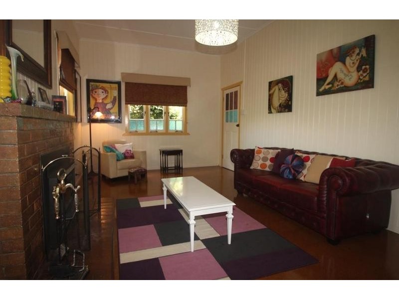 6 Horton Street, East Toowoomba QLD 4350