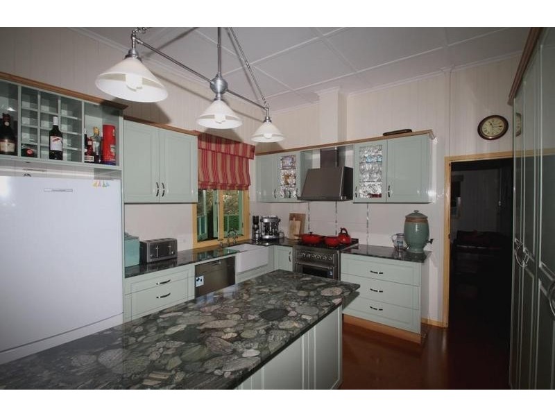 6 Horton Street, East Toowoomba QLD 4350