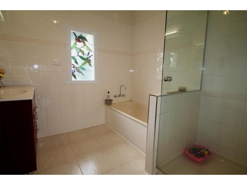 6 Horton Street, East Toowoomba QLD 4350