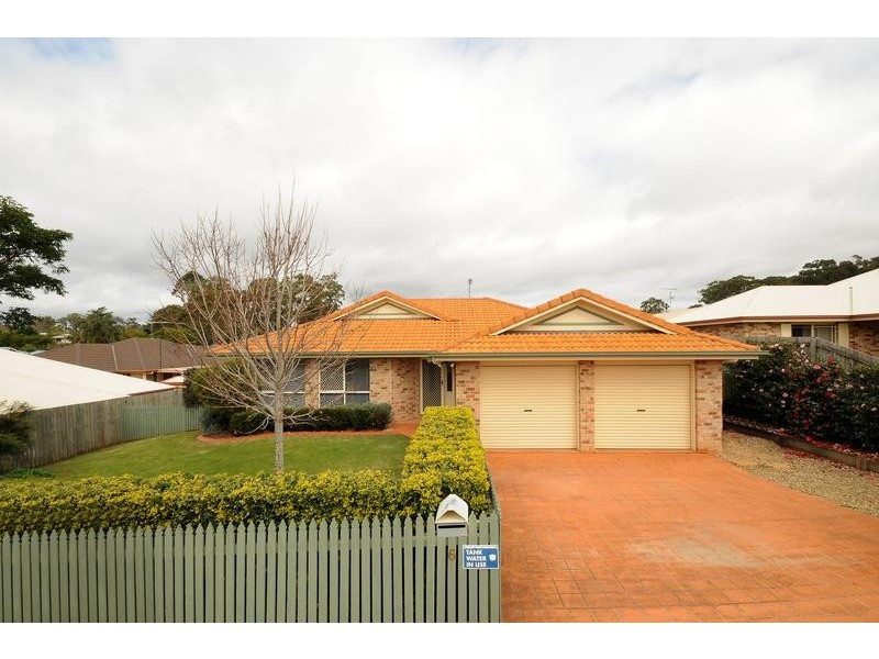 6 Gerrard Street, Middle Ridge QLD 4350