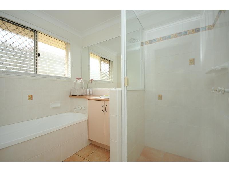 6 Gerrard Street, Middle Ridge QLD 4350