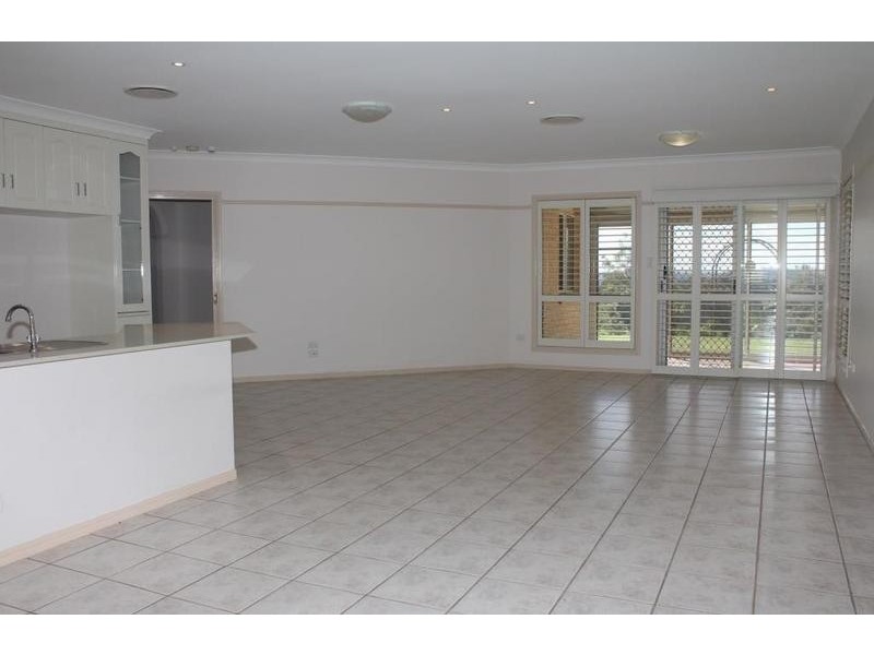 1 Christine Court, Cotswold Hills QLD 4350