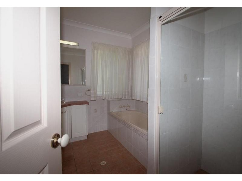 1 Christine Court, Cotswold Hills QLD 4350