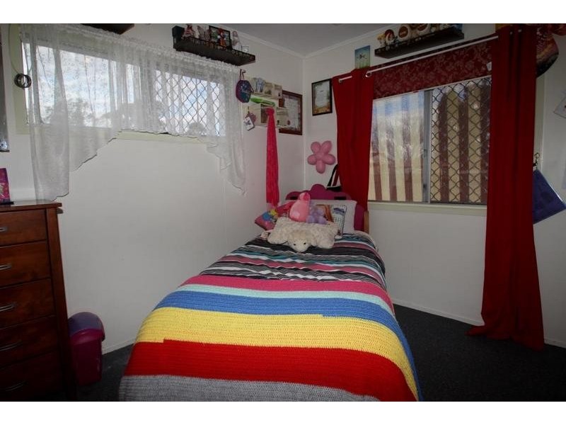 20 Milligan Street, Oakey QLD 4401