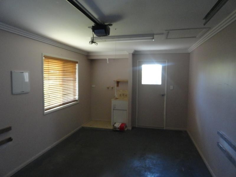 1/375 Stenner Street, Kearneys Spring QLD 4350