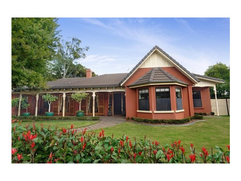 8 Turnberry Court, Middle Ridge QLD 4350