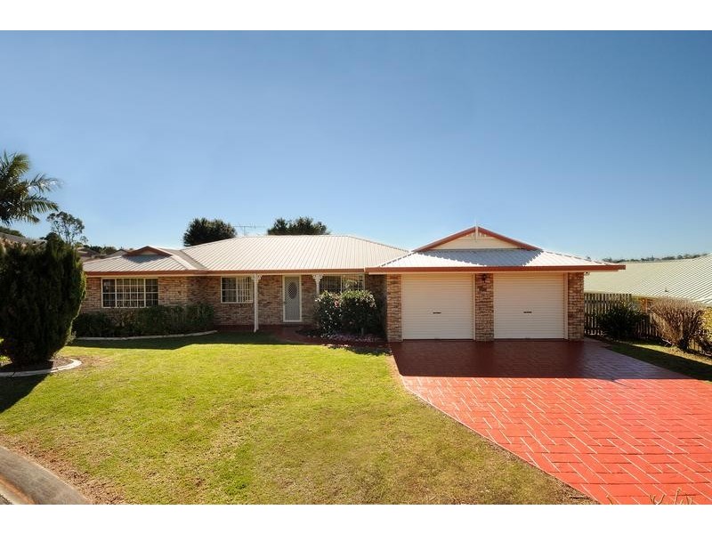 9 Araluen, Kearneys Spring QLD 4350