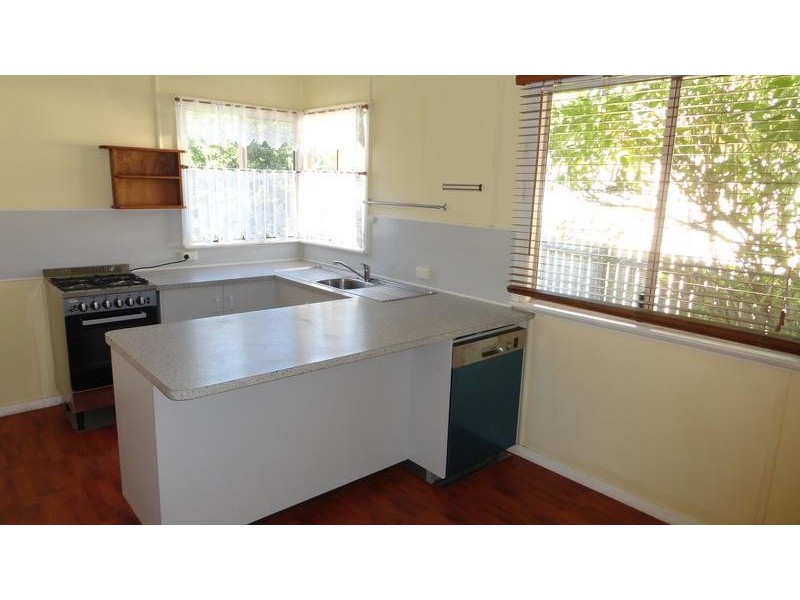 8 Mooney Street, Harlaxton QLD 4350