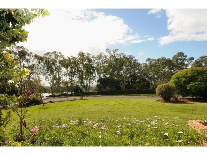 14 McKillop Court, Cranley QLD 4350