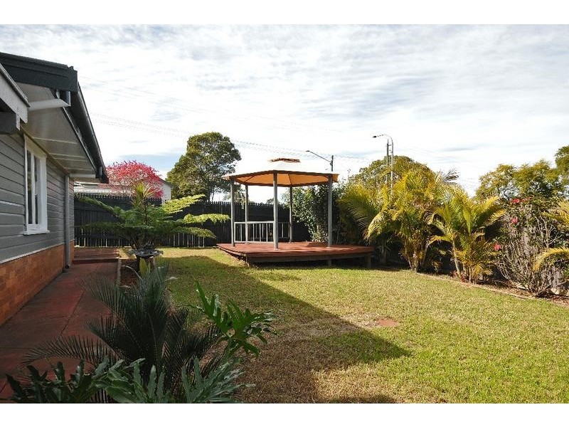 2 Moloney Street, North Toowoomba QLD 4350